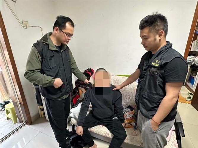 上海警方侦破非法经营场外配资操纵证券市场案件_非法经营场外配资操纵证券市场案件详情_上海配资门户